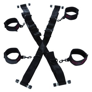CALEXOTICS - SCANDAL ALGEMAS DE PORTA EM FORMA DE CRUZ